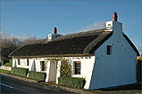 A beautiful Manx thatched cottage in Cranstal - (2/12/04)