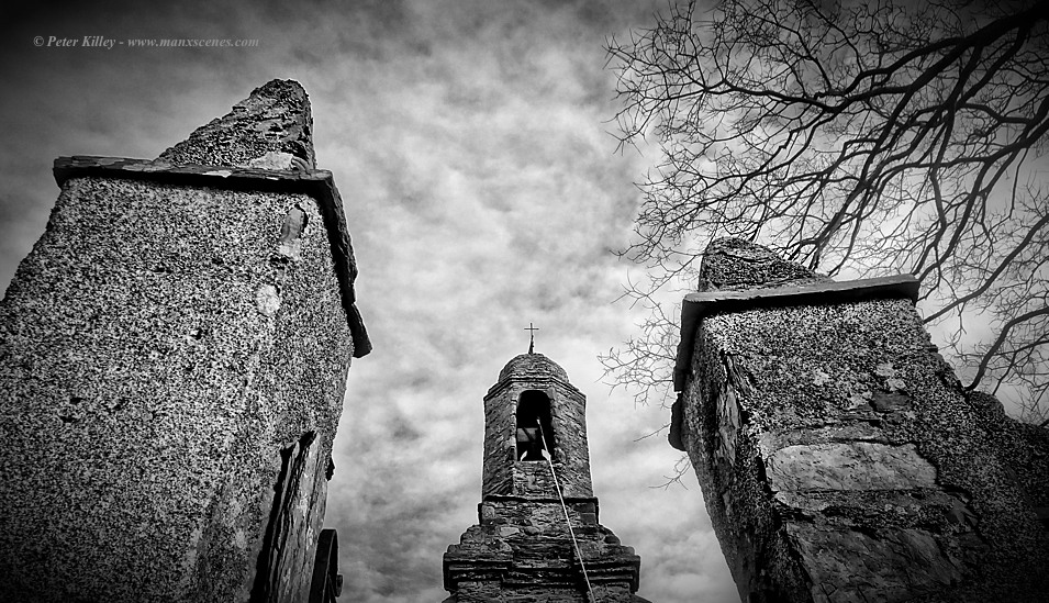 Ballaugh Old Church © Peter Killey - www.manxscenes.com
