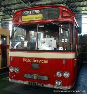 Isle of Man Road Services 697 HMN © Peter Killey