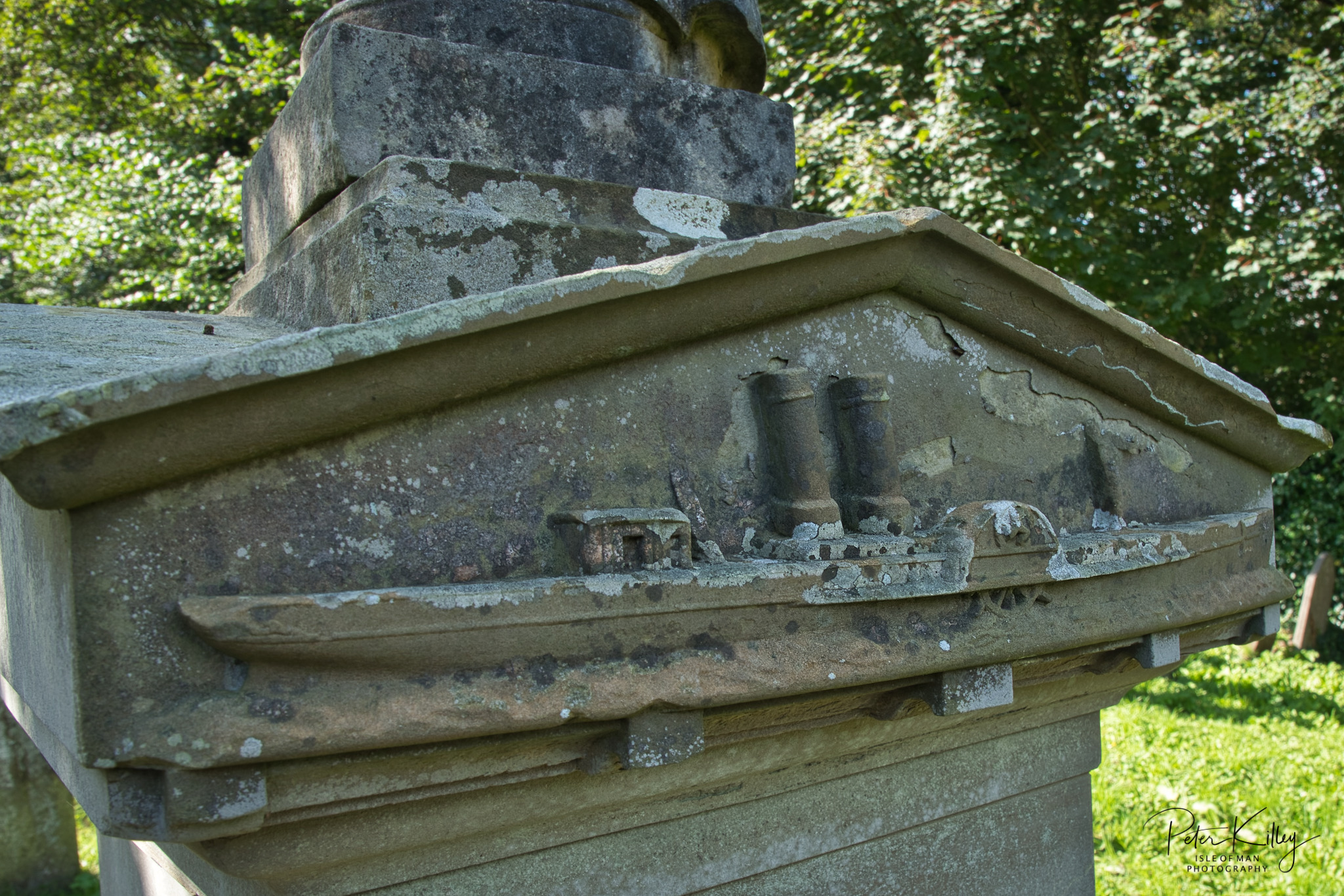 The grave of Captain Edward Quayle - © Peter Killey - www.manxscenes.com