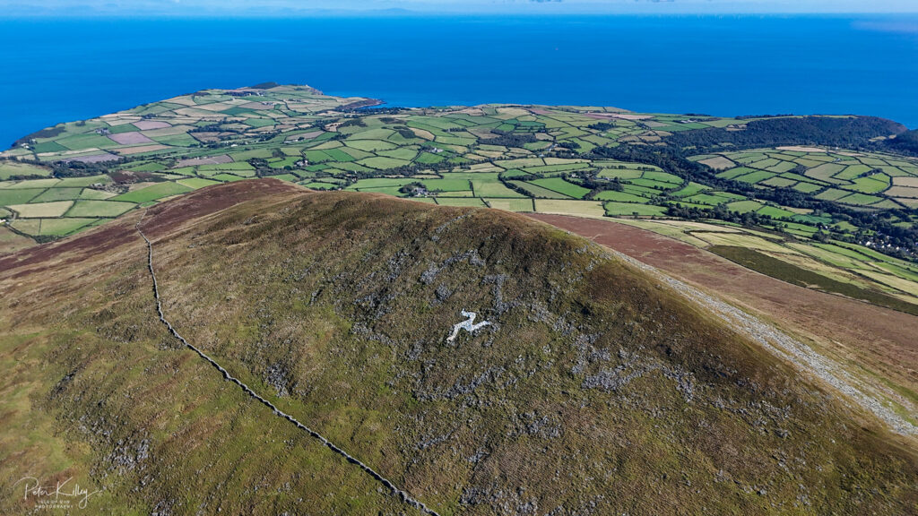 North Barrule and beyond - © Peter Killey - www.manxscenes.com